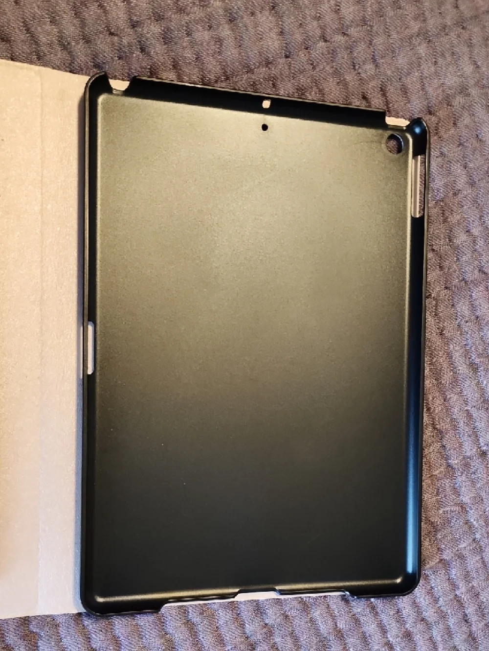 Universal Black Tablet Keyboard Case - Compatible with Most 10